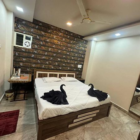 Hotel Shreeji Residency Pachmarhī 外观 照片